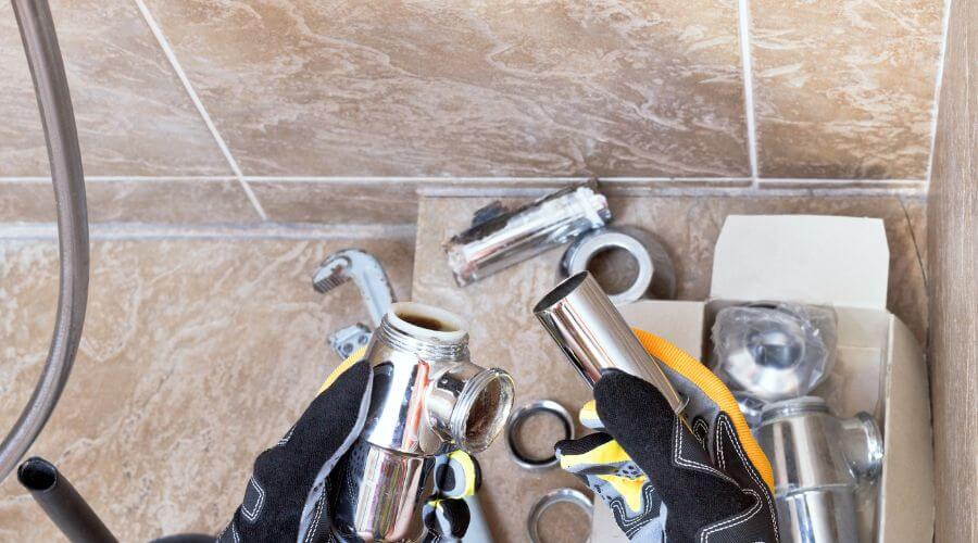 Expert flood damage restoration services in Manderson, WY